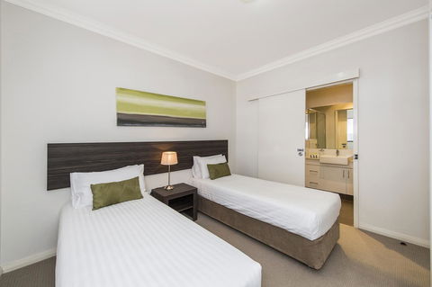 Dolphin Quay Apartments - South Australia Travel 44