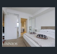 Frankly Francis - Exquisite Executive Apartment - South Australia Travel