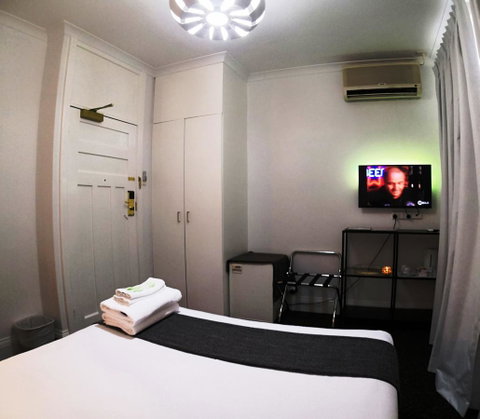 Criterion Hotel Perth - South Australia Travel 9