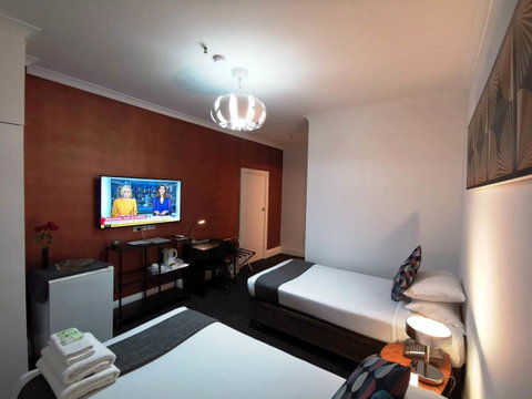 Criterion Hotel Perth - South Australia Travel 13