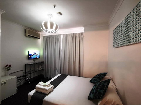 Criterion Hotel Perth - South Australia Travel 1