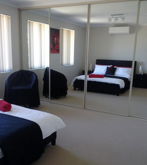 Aaratti House - South Australia Travel 6