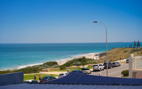 Cottesloe Blue Apartment - Executive Escapes - South Australia Travel 0