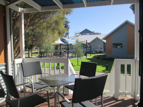 Mandurah Ocean Marina Chalets - South Australia Travel 40