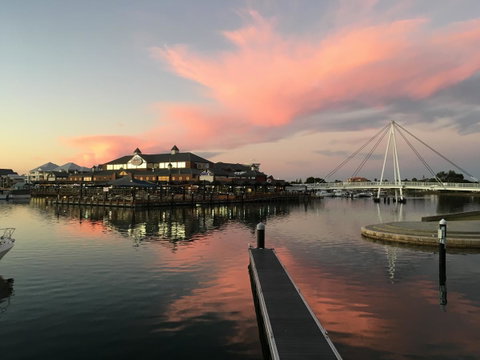 Mandurah Ocean Marina Chalets - South Australia Travel 3