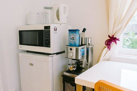 Garden Studio In Cottesloe - South Australia Travel 4