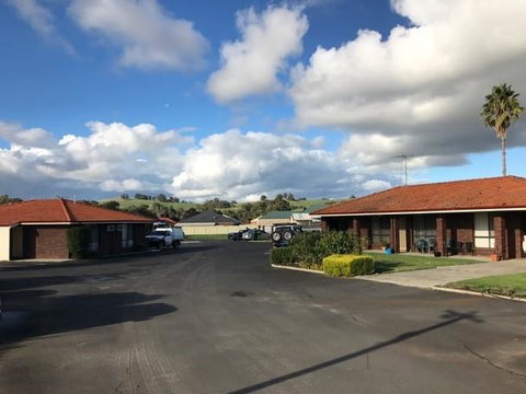 Donnybrook Motel - South Australia Travel 1