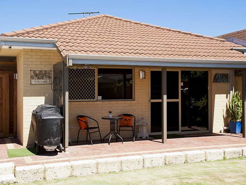 Garden Studio - South Australia Travel 0