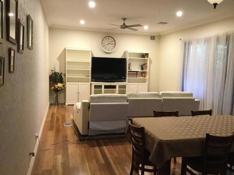 Ascot Home - South Australia Travel 2