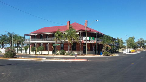 The Palace Hotel - South Australia Travel 0