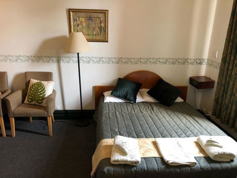 The Palace Hotel - South Australia Travel 5