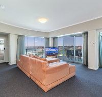 A 406 FANTASTIC OCEAN BEACH and MARINA VIEW APT AT SEASHELLS RESORT - South Australia Travel
