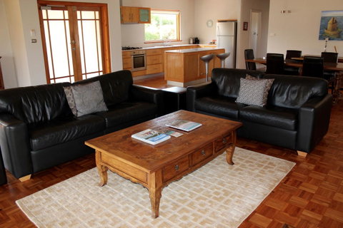 Moana Spa Villas - Prime Yallingup Location - South Australia Travel 7