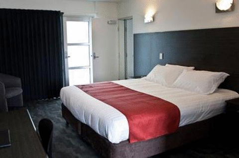 Brighton Hotel Motel - South Australia Travel 11