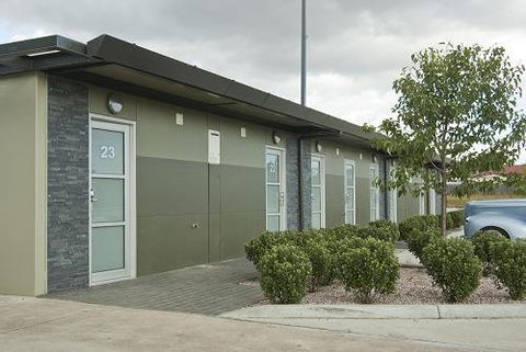 Brighton Hotel Motel - South Australia Travel 14
