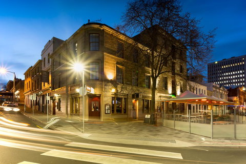 Customs House Hotel - South Australia Travel 0