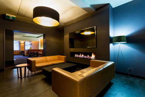 Customs House Hotel - South Australia Travel 31