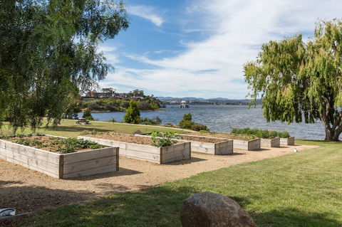 Riverfront Motel & Villas - South Australia Travel 27