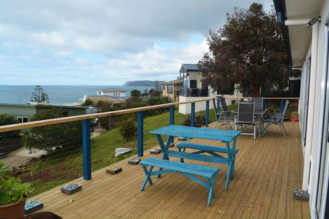 Seascape Beach House - South Australia Travel 24