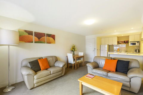 The Old Woolstore Apartment Hotel - South Australia Travel 11
