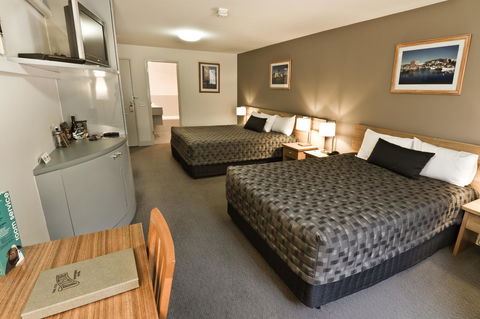 The Old Woolstore Apartment Hotel - South Australia Travel 10