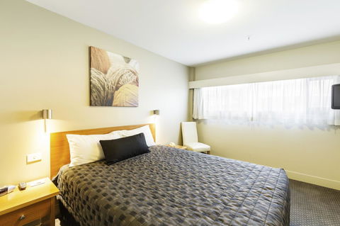 The Old Woolstore Apartment Hotel - South Australia Travel 7