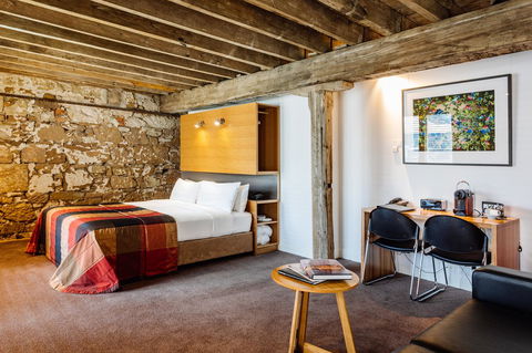 The Henry Jones Art Hotel - South Australia Travel 42