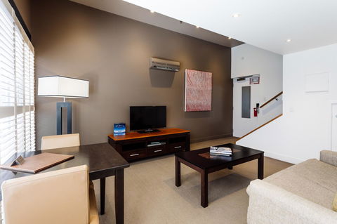 The Henry Jones Art Hotel - South Australia Travel 39