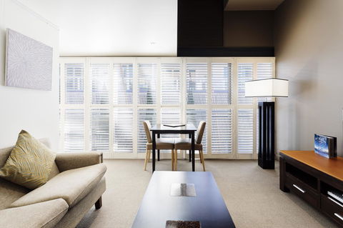 The Henry Jones Art Hotel - South Australia Travel 38