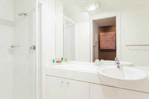 The Henry Jones Art Hotel - South Australia Travel 36