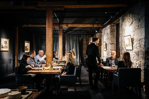 The Henry Jones Art Hotel - South Australia Travel 13