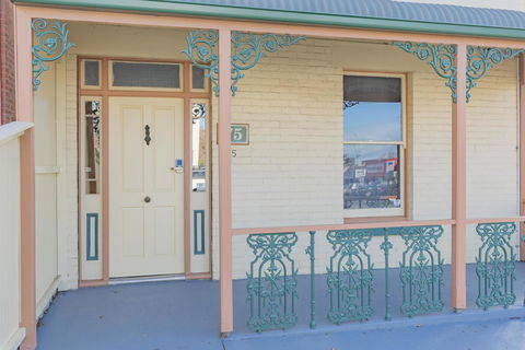 4 Bedroom House - Hobart CBD - Free Parking - Free WIFI - South Australia Travel 25