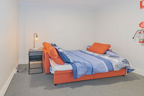4 Bedroom House - Hobart CBD - Free Parking - Free WIFI - South Australia Travel 18
