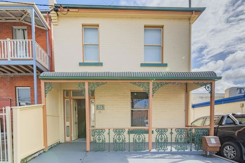 4 Bedroom House - Hobart CBD - Free Parking - Free WIFI - South Australia Travel 14