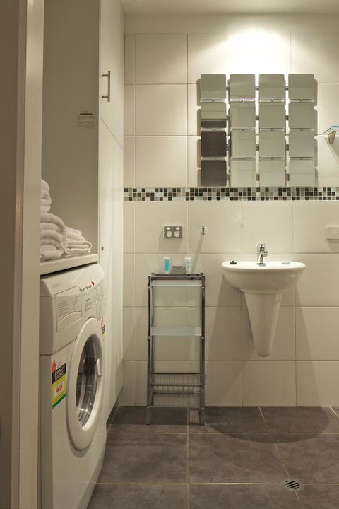 Zero Davey Boutique Apartment Hotel - South Australia Travel 31