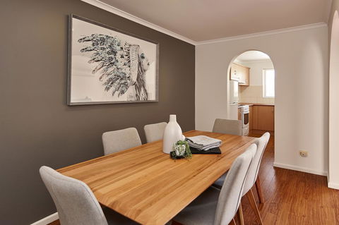 Elphin Serviced Apartments - South Australia Travel 23