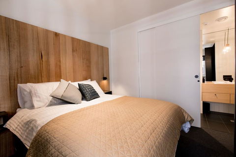 105 Mac Unique Apartments - South Australia Travel 8