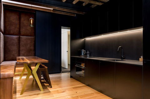 105 Mac Unique Apartments - South Australia Travel 10