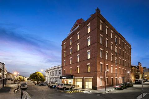 Hobart Waterfront Apartments - South Australia Travel 4