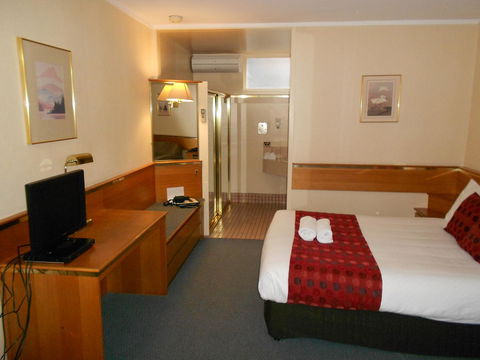 Commodore Regent - South Australia Travel 30