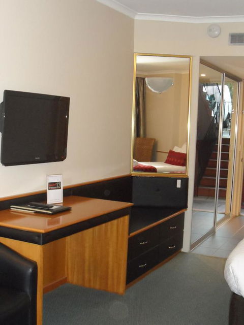 Commodore Regent - South Australia Travel 19