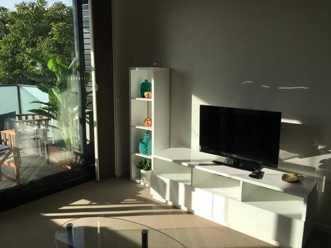 Hobart Inner City Apartment - South Australia Travel 9