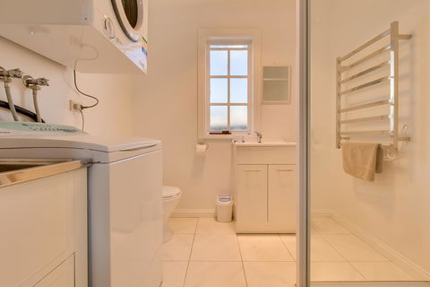 Rosehaven Cottage - South Australia Travel 15
