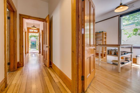 Rosehaven Cottage - South Australia Travel 7