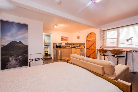 Jones On Wilson Boutique B&B - South Australia Travel 18