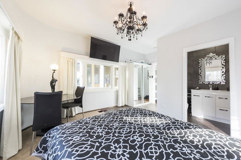 Jones On Wilson Boutique B&B - South Australia Travel 19