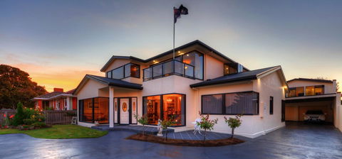 Birchwood On The River - Devonport, Tasmania - Self-Contained And Self-Catering Accommodation - South Australia Travel 5