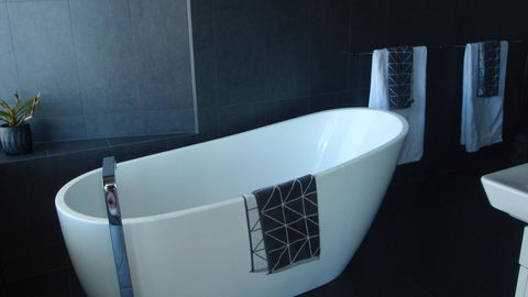 Quarry House Luxury Retreat - South Australia Travel 15