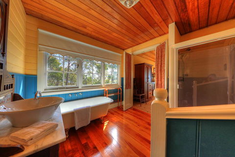 Island View Spa Cottage - South Australia Travel 3
