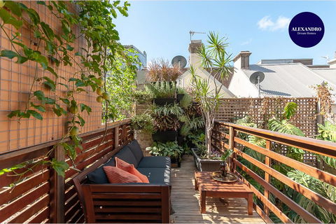 Newly Renovated Dream Mansion - In The Heart Of The City - South Australia Travel 0